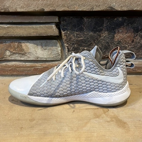 Nike Lebron Witness 3 Wolf Grey BQ9819-002 - Picture 8 of 13
